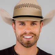 Dustin Lynch