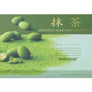 Royce Matcha Almond Chocolate