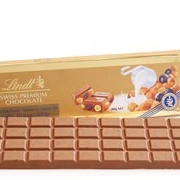 Lindt Swiss Milk Raisin &amp; Hazelnut Gold Bar