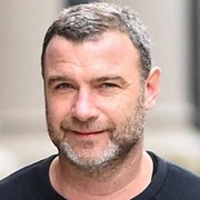 Liev Schreiber