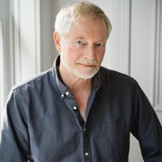 Erik Larson