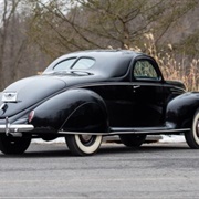 1939 Lincoln Zephyr V-12 Coupe