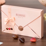 Neuhaus Romantic Letter Box