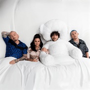 I Can&#39;t Get Enough - Benny Blanco, Ft. Tainy, Selena Gomez, J Balvin