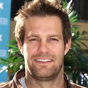 Geoff Stults