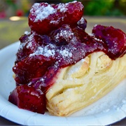 Cheese Strudel With Berries