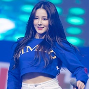 Nancy (Momoland)