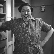 Peggy Mount