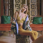 Curious - Hayley Kiyoko