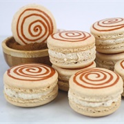 Cinnamon Roll Macarons