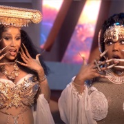 Lizzo - Rumors Ft. Cardi B