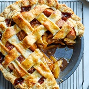 Pear Pomegranate Pie