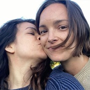 Abbi Jacobson and Jodi Balfour