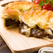 Mince and Cheese Pie (New Zealand)