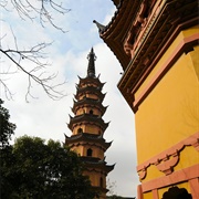 Luohanyuan Twin Pagodas