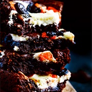 Pumpkin Spice Oreo Cheesecake Brownies