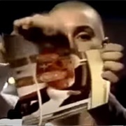 October 3, 1992: Sinead O&#39;Connor Rips Up a Photo of Pope John Paul II