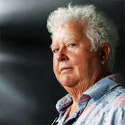 Val Mcdermid (Lesbian, She/Her)