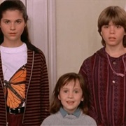 Lydia, Chris &amp; Natalie Hillard (Mrs Doubtfire)