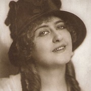 Alice Hechy Actress