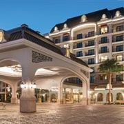 Disney&#39;s Riviera Resort