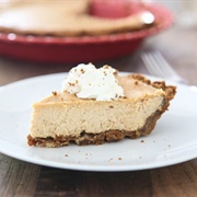 Gingerbread Cheesecake Pie