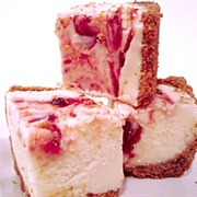 Julie&#39;s Fudge Strawberry Cheesecake With Graham Cracker Crust