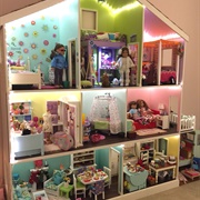 American Girl 3-Story Dollhouse