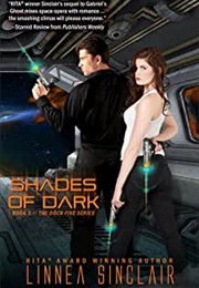 Shades of Dark (Linnea Sinclair)