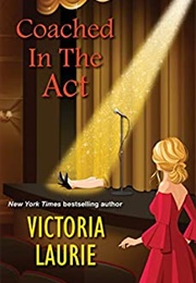 Coached in the Act (Victoria Laurie)