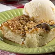 Apple Pie Dump Cake