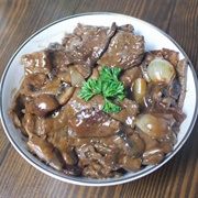 Sauté De Boeuf À La Bourguignonne