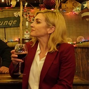 Rhea Seehorn (Cooper&#39;s Bar)