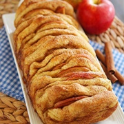 Apple Pie Pull Apart Bread