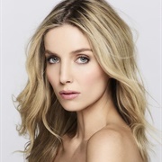 Annabelle Wallis