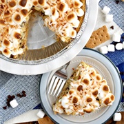 S&#39;mores Coconut Cream Pie