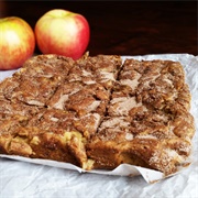 Apple Snickerdoodle Blondies