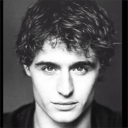 Max Irons