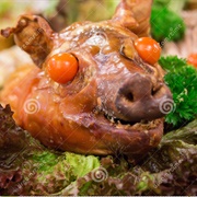 Stuffed Pig&#39;s Head