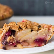 Apple Cranberry Currant Crumble Pie