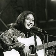 Norma Tanega