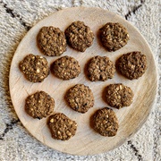 Oat &amp; Carob Cookie