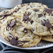 Make Spider Chocolate Chip Cookies