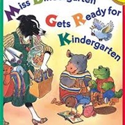 Miss Bindergarden Gets Ready for Kindergarden