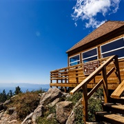 Martis Peak Lookout