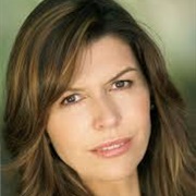 Finola Hughes