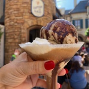 Gingerbread Ice Cream Martini