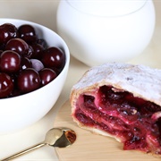 Cherry Strudelj (Slovenian Strudel)