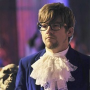 Austin Powers (Dave, Happy Endings)