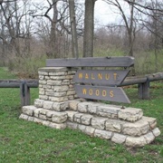 Walnut Woods State Park